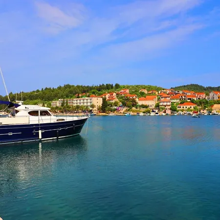 Josipa Vela Luka- With Balcony And Sea View Vela Luka
