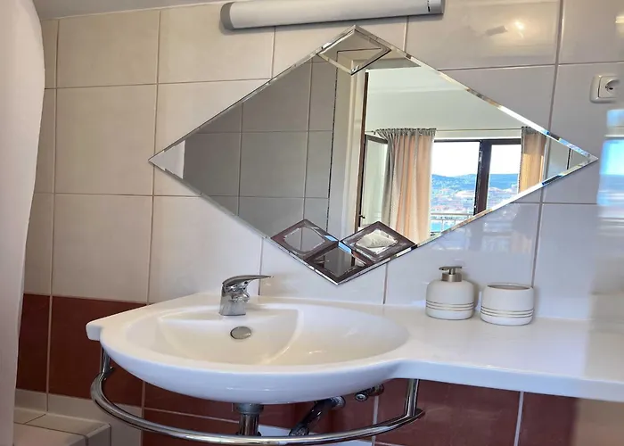 Josipa Vela Luka- With Balcony And Sea View Apartman Vela Luka